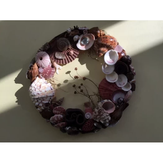 Sea Picture / Frame, Brown and Pink, Round # 1