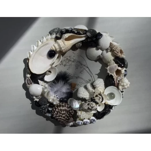 Sea Picture / Frame, Black and White, Round # 8