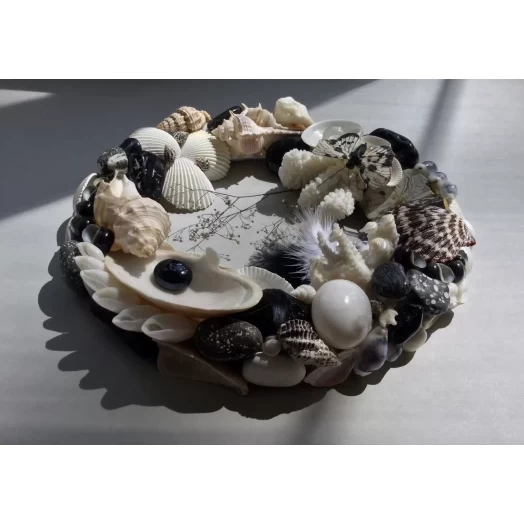 Sea Picture / Frame, Black and White, Round # 8