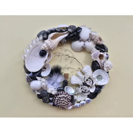 Sea Picture / Frame, Black and White, Round # 8