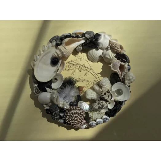 Sea Picture / Frame, Black and White, Round # 8