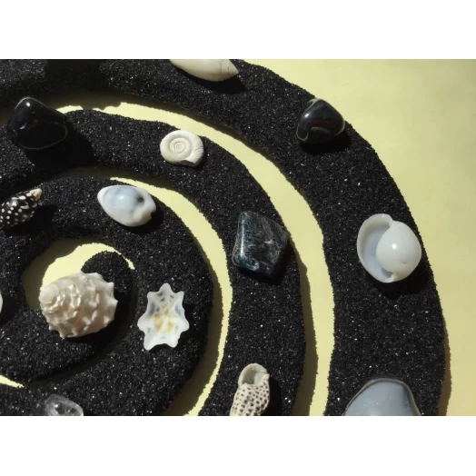 Sea Picture / Frame, Black & White Sandy Spiral # 35