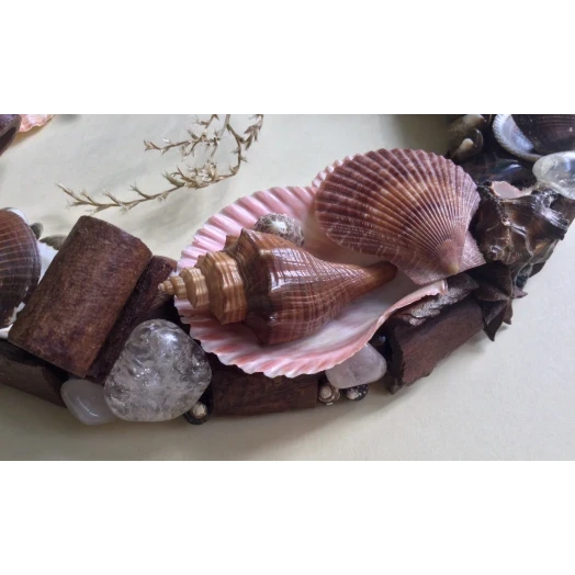 Sea Picture / Frame, Brown & Pink, Round # 10