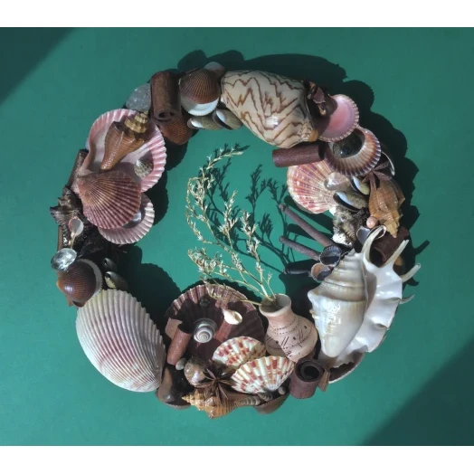 Sea Picture / Frame, Brown & Pink, Round # 10