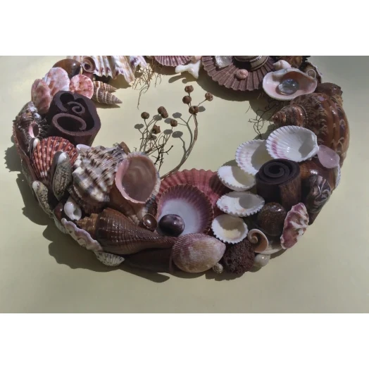 Sea Picture / Frame, Brown and Pink, Round # 1