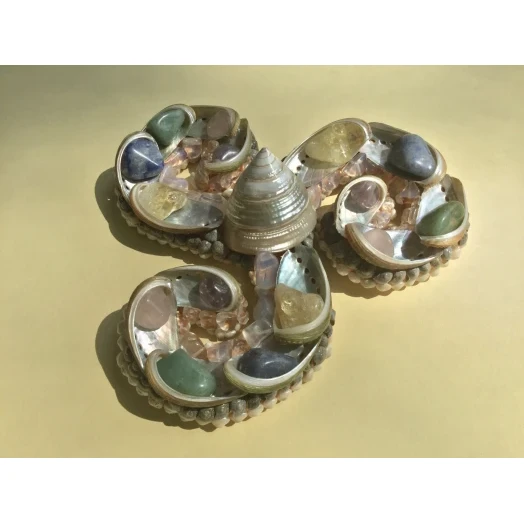 Sea Picture / Frame, Colorful and Pearly Spiral # 13 Sea Picture / Frame, Colorful and Pearly Spiral # 13