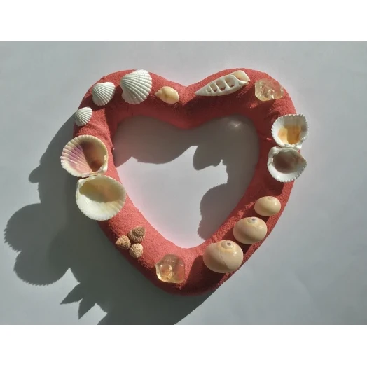 Sea Picture / Frame, Red and Pink Sandy Heart # 32 Sea Picture / Frame, Red and Pink Sandy Heart # 32